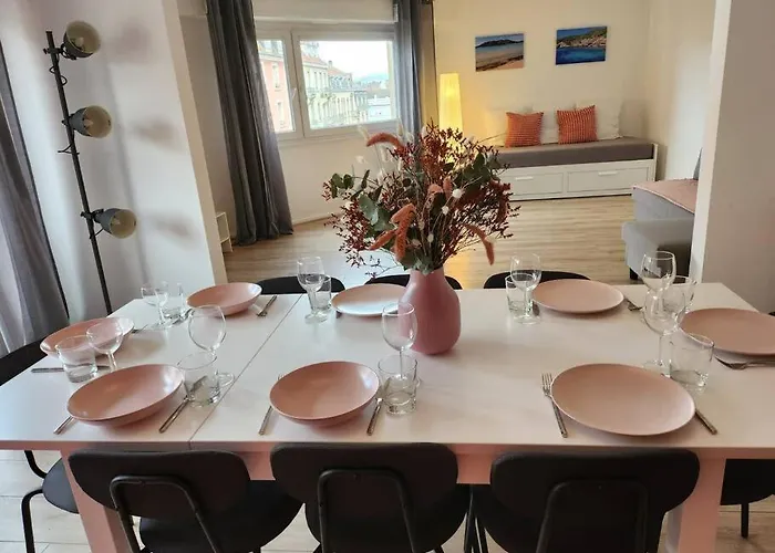 Familial/ Orangerie Lejlighed *